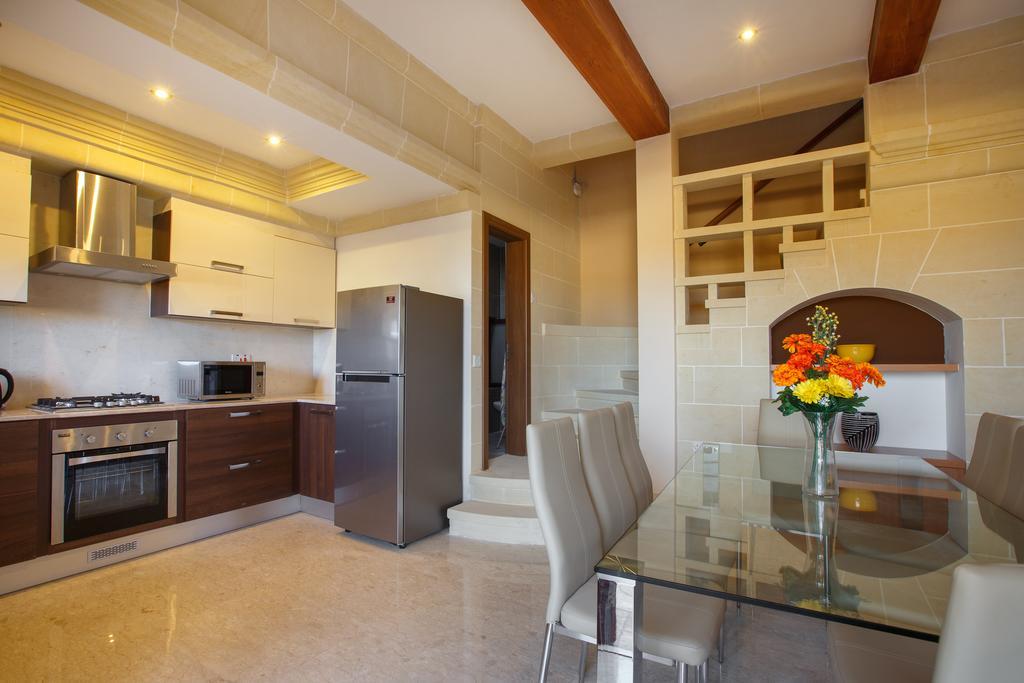 Carini Farmhouses Għarb Zimmer foto